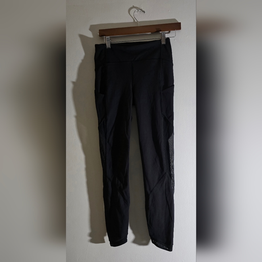 Lululemon Women's Black Mesh Panel Leggings